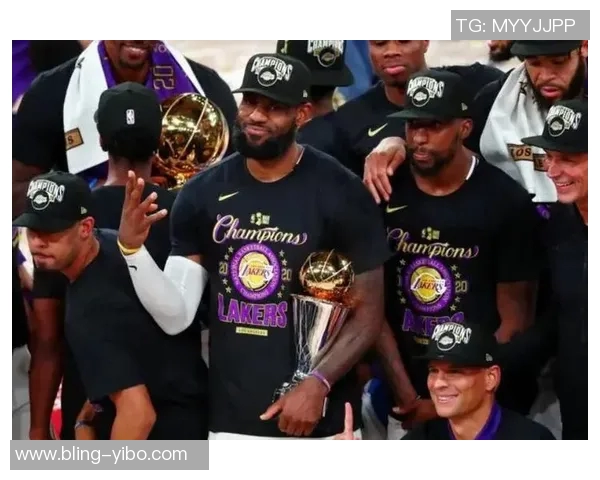 詹姆斯职业生涯首次在比赛最后一分钟遭遇盖帽与抢断的双重挑战 詹姆斯职业生涯首次在比赛最后一分钟遭遇盖帽与抢断的双重挑战