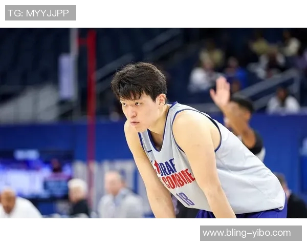 杨瀚森全场表现惊艳14分17板2助2帽展现内线霸主风范 杨瀚森全场表现惊艳14分17板2助2帽展现内线霸主风范