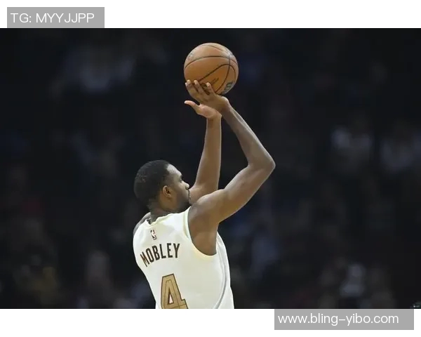 莫布里全能表现助力球队胜利17分13板6助攻4盖帽正负值高达27