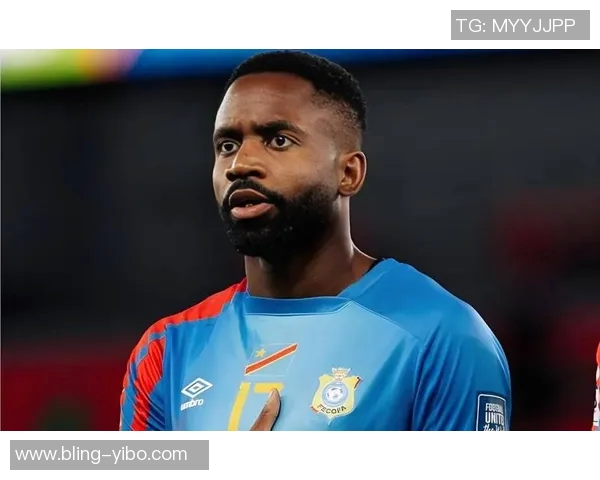 巴坎布门前绝佳机会中横梁球员自投自破成意外进球